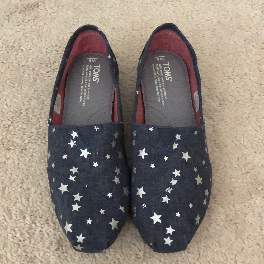 NWOT Toms Classic Women’s Shoes